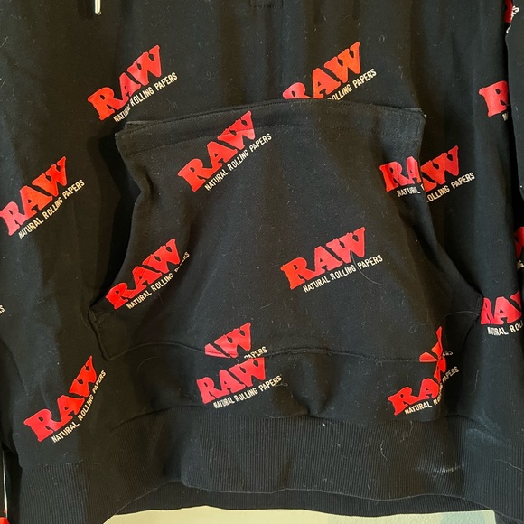 raw rolling papers quarter zip - Picture 6 of 7